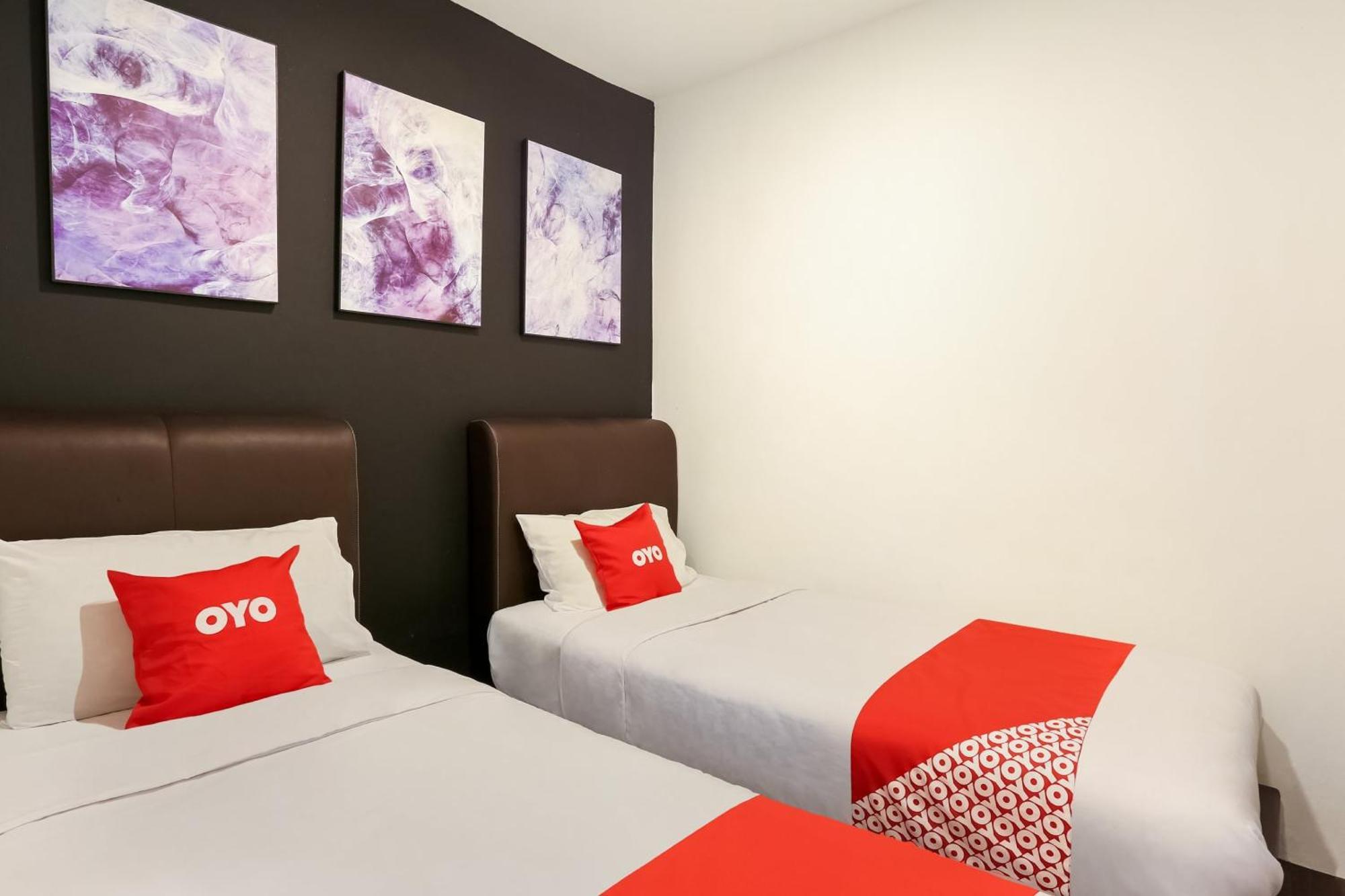 Oyo 90460 Hotel Kl2F Rest & Go Шах-Алам Экстерьер фото