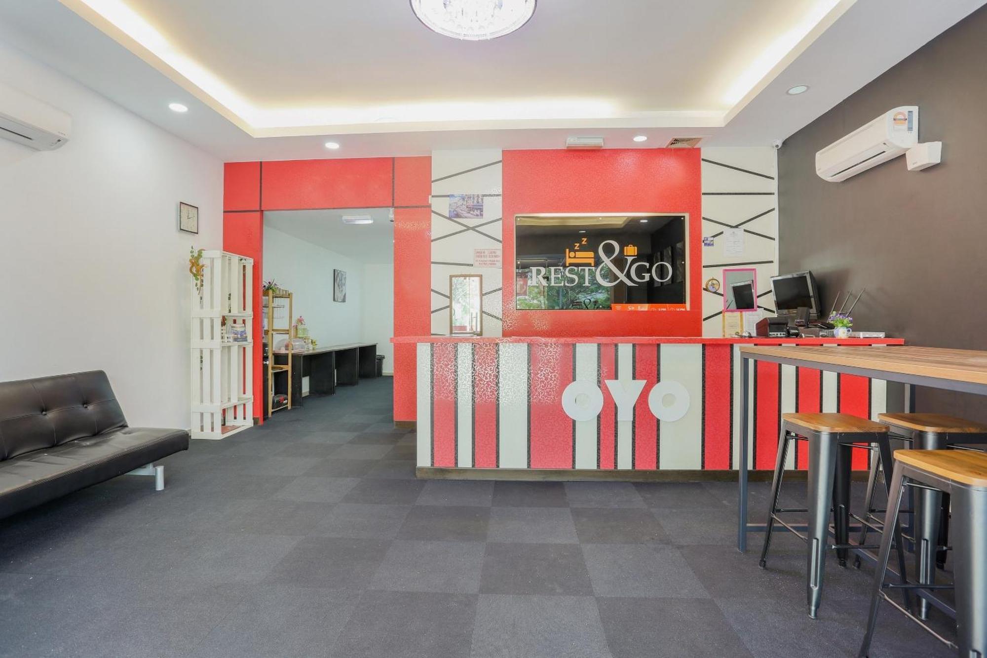 Oyo 90460 Hotel Kl2F Rest & Go Шах-Алам Экстерьер фото